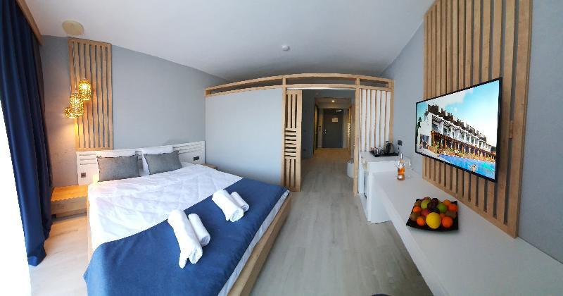 L Hotel סאריגרמה מראה חיצוני תמונה